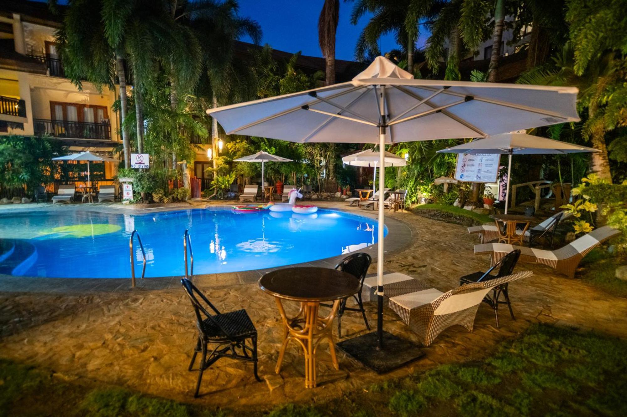 Boracay Tropics Resort Hotel Manoc-Manoc Extérieur photo